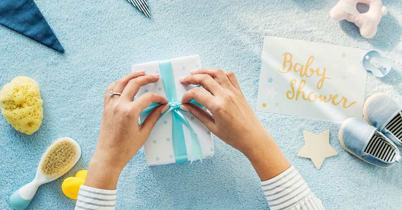 Top 8 Best Eco Friendly Baby Shower Gifts For Mom